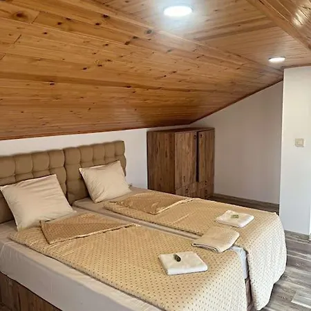 Center 7 Φιλιππούπολη